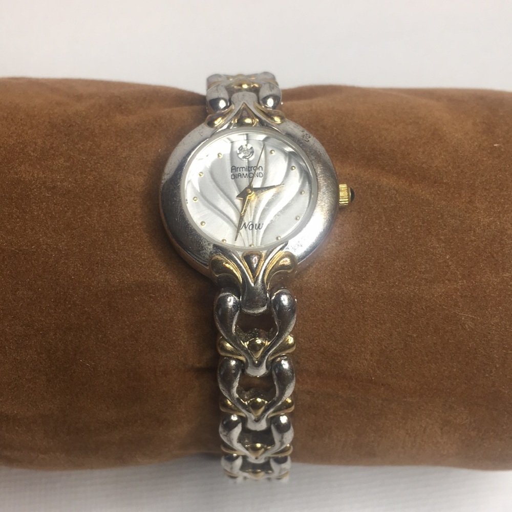 Lady’s watch, gold and silver